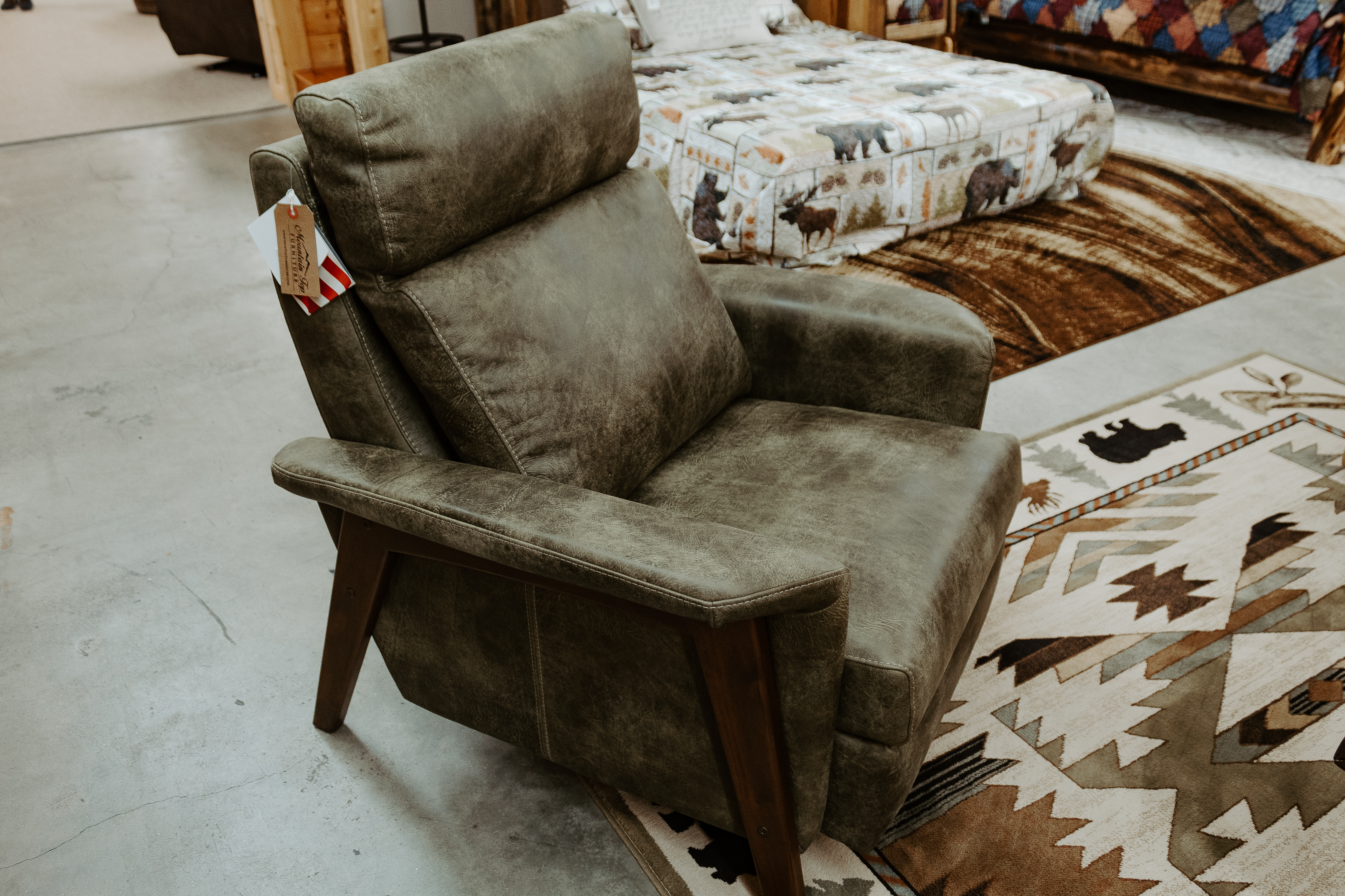 Axel Canyon Recliner