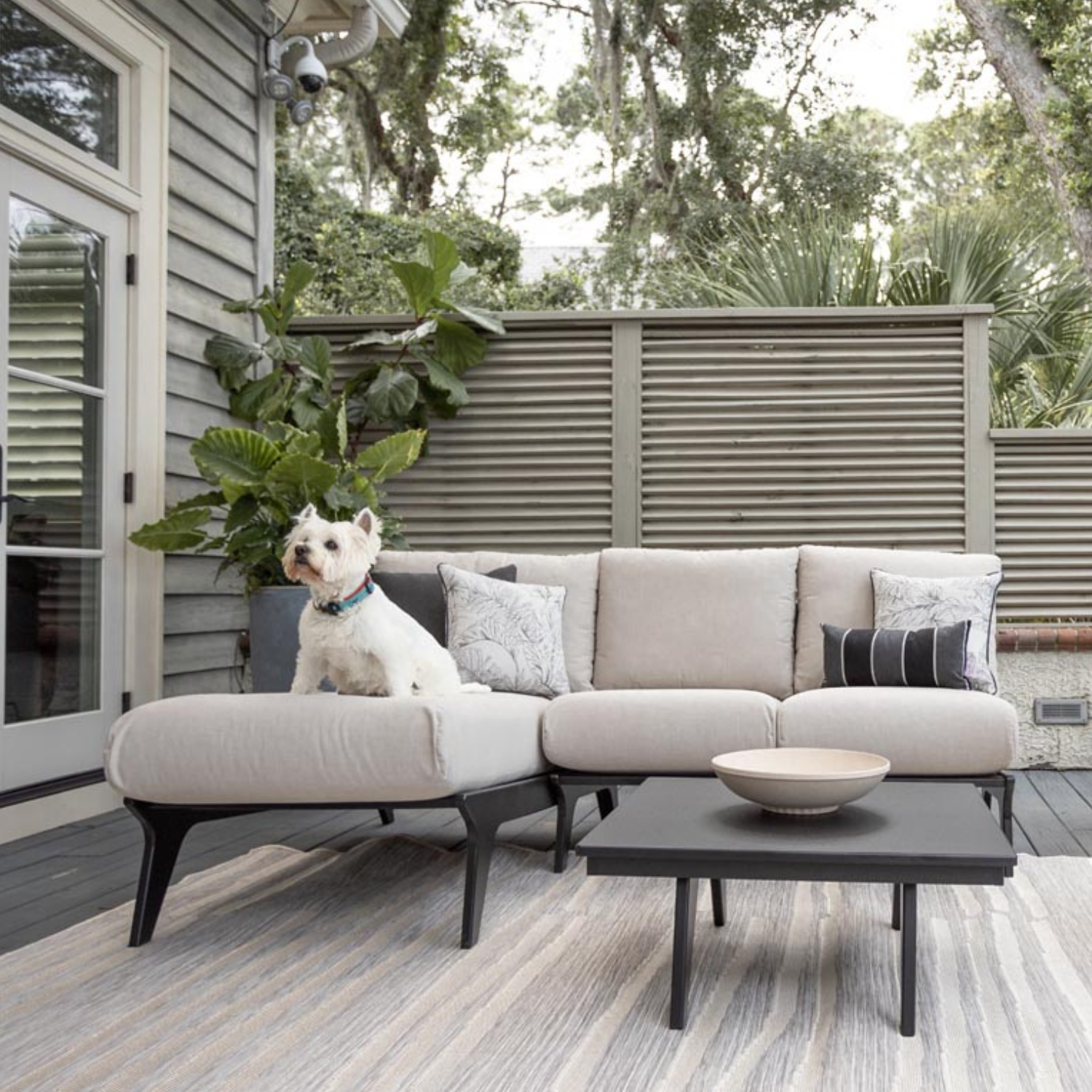 outdoor cushioned chaise seating