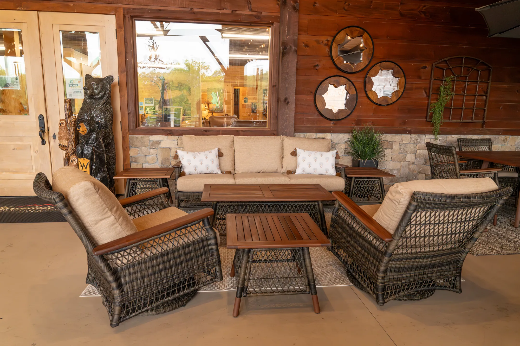wicker outdoor patio furniture