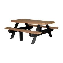 outdoor picnic table